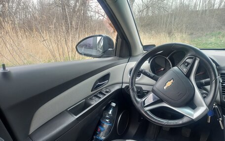 Chevrolet Cruze II, 2012 год, 820 000 рублей, 7 фотография