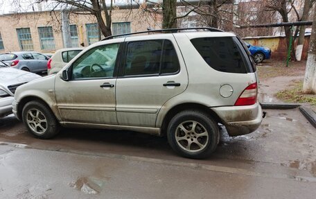 Mercedes-Benz M-Класс, 2000 год, 600 000 рублей, 4 фотография