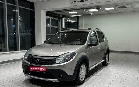 Renault Sandero I, 2013 год, 860 000 рублей, 1 фотография