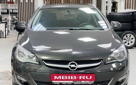 Opel Astra J, 2013 год, 999 000 рублей, 2 фотография