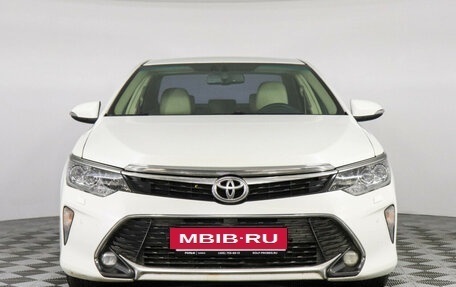 Toyota Camry, 2017 год, 2 300 000 рублей, 2 фотография