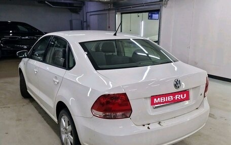 Volkswagen Polo VI (EU Market), 2013 год, 937 000 рублей, 2 фотография