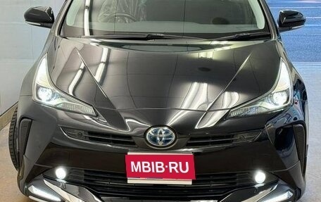 Toyota Prius IV XW50, 2021 год, 1 690 000 рублей, 3 фотография