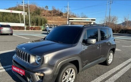 Jeep Renegade I рестайлинг, 2021 год, 2 180 000 рублей, 2 фотография