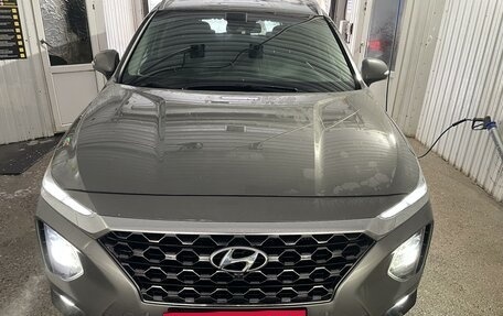 Hyundai Santa Fe IV, 2019 год, 3 500 000 рублей, 2 фотография