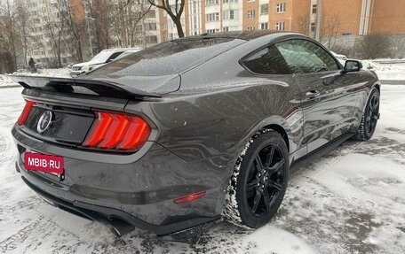 Ford Mustang VI рестайлинг, 2018 год, 3 350 000 рублей, 6 фотография