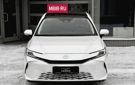 Toyota Camry, 2024 год, 4 500 000 рублей, 2 фотография