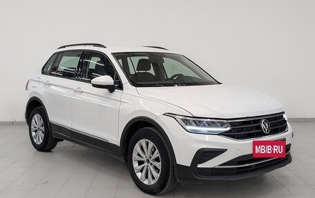 Volkswagen Tiguan II, 2021 год, 2 550 000 рублей, 3 фотография