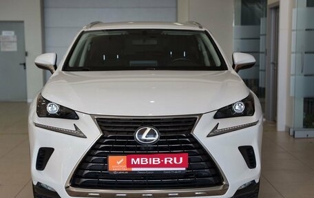 Lexus NX I, 2021 год, 5 000 000 рублей, 3 фотография