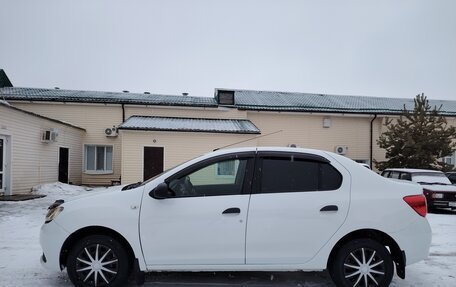 Renault Logan II, 2017 год, 550 000 рублей, 6 фотография