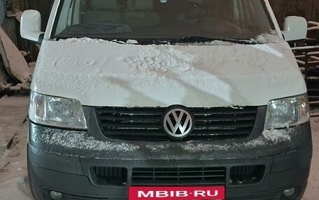 Volkswagen Transporter T5 рестайлинг, 2003 год, 750 000 рублей, 2 фотография