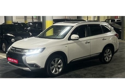 Mitsubishi Outlander III рестайлинг 3, 2016 год, 2 499 000 рублей, 1 фотография