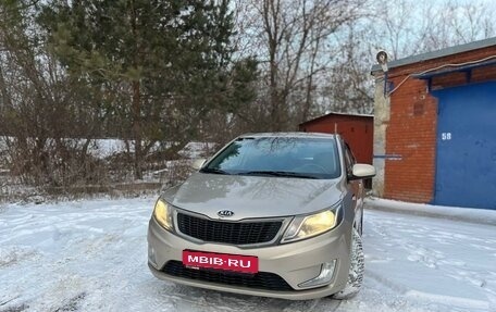 KIA Rio III рестайлинг, 2012 год, 695 000 рублей, 8 фотография