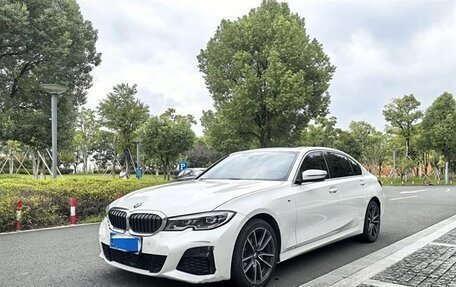 BMW 3 серия, 2022 год, 3 650 000 рублей, 1 фотография