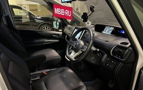 Nissan Serena IV, 2018 год, 2 350 000 рублей, 10 фотография