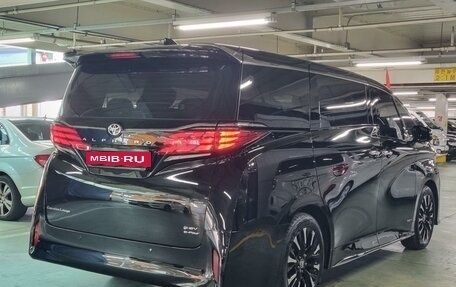 Toyota Alphard, 2024 год, 12 000 000 рублей, 4 фотография