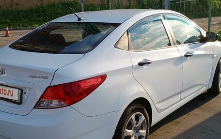 Hyundai Solaris II рестайлинг, 2013 год, 999 000 рублей, 3 фотография