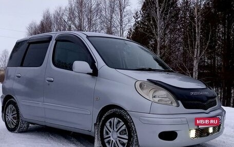 Toyota FunCargo, 2004 год, 790 000 рублей, 2 фотография