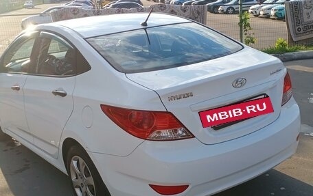 Hyundai Solaris II рестайлинг, 2013 год, 999 000 рублей, 8 фотография