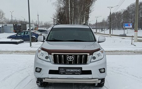 Toyota Land Cruiser Prado 150 рестайлинг 2, 2010 год, 2 700 000 рублей, 2 фотография