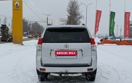 Toyota Land Cruiser Prado 150 рестайлинг 2, 2010 год, 2 700 000 рублей, 6 фотография