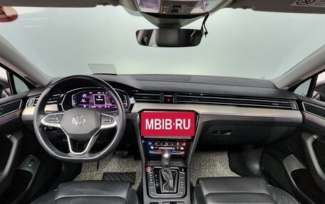 Volkswagen Passat B8 рестайлинг, 2021 год, 2 800 000 рублей, 7 фотография