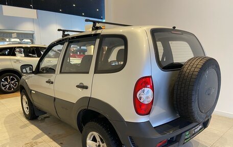 Chevrolet Niva I рестайлинг, 2013 год, 635 000 рублей, 5 фотография