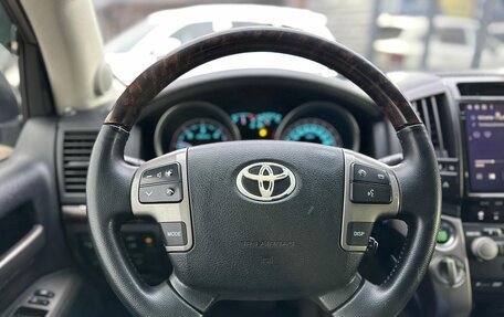 Toyota Land Cruiser 200, 2010 год, 3 860 000 рублей, 8 фотография