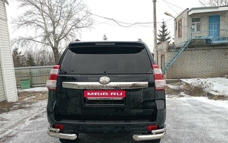 Toyota Land Cruiser Prado 150 рестайлинг 2, 2015 год, 3 650 000 рублей, 5 фотография