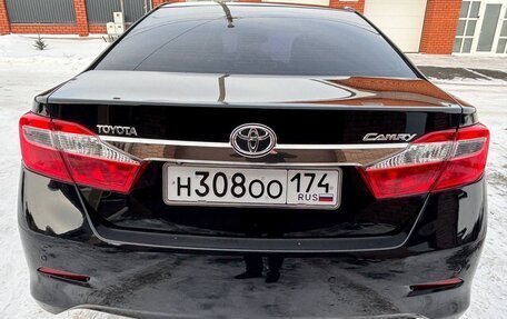 Toyota Camry, 2012 год, 1 950 000 рублей, 3 фотография