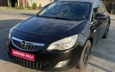 Opel Astra J, 2010 год, 825 000 рублей, 8 фотография