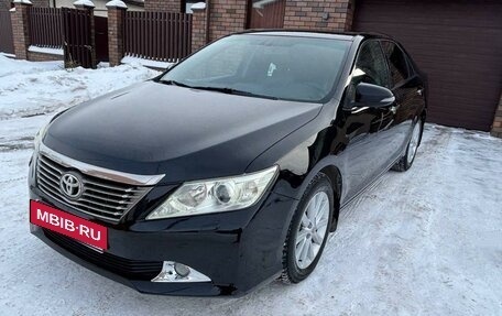 Toyota Camry, 2012 год, 1 950 000 рублей, 6 фотография