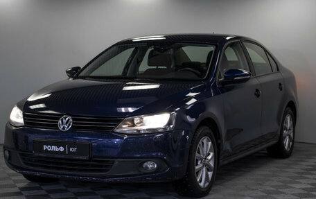 Volkswagen Jetta VI, 2012 год, 995 000 рублей, 21 фотография