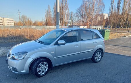 KIA Rio II, 2011 год, 745 000 рублей, 11 фотография