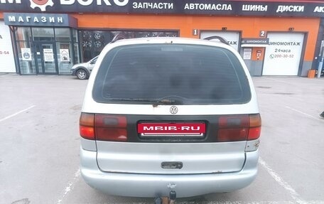 Volkswagen Sharan I рестайлинг, 1997 год, 380 000 рублей, 4 фотография