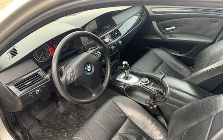 BMW 5 серия, 2007 год, 1 270 000 рублей, 6 фотография