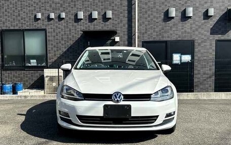 Volkswagen Golf VII, 2015 год, 1 200 000 рублей, 2 фотография