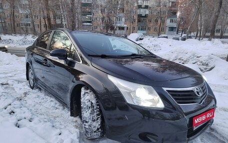 Toyota Avensis III рестайлинг, 2011 год, 1 100 000 рублей, 1 фотография