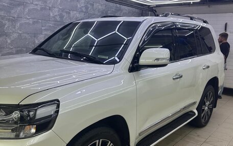 Toyota Land Cruiser 200, 2015 год, 6 800 000 рублей, 2 фотография