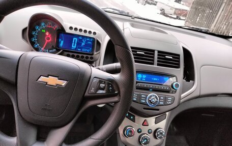 Chevrolet Aveo III, 2014 год, 770 000 рублей, 10 фотография