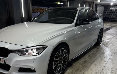 BMW 3 серия, 2012 год, 2 100 000 рублей, 2 фотография