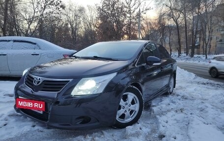 Toyota Avensis III рестайлинг, 2011 год, 1 100 000 рублей, 2 фотография