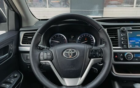 Toyota Highlander III, 2014 год, 3 150 000 рублей, 15 фотография