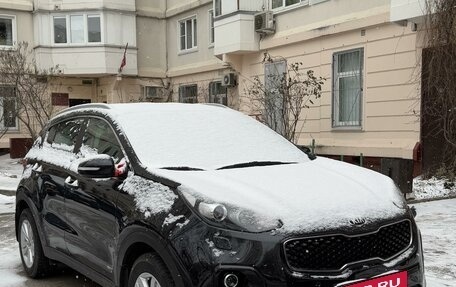 KIA Sportage IV рестайлинг, 2017 год, 2 600 000 рублей, 2 фотография