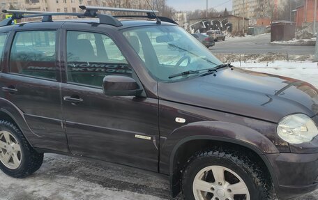 Chevrolet Niva I рестайлинг, 2016 год, 840 000 рублей, 6 фотография