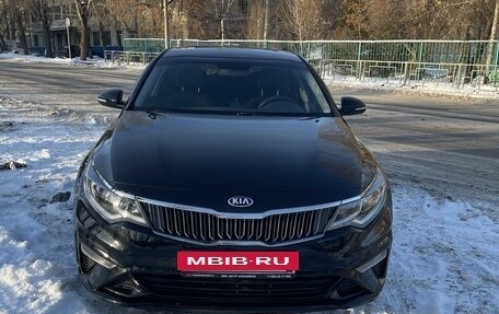 KIA Optima IV, 2018 год, 2 100 000 рублей, 2 фотография