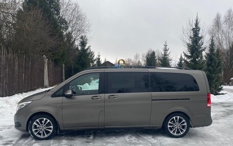 Mercedes-Benz V-Класс, 2016 год, 6 500 000 рублей, 2 фотография