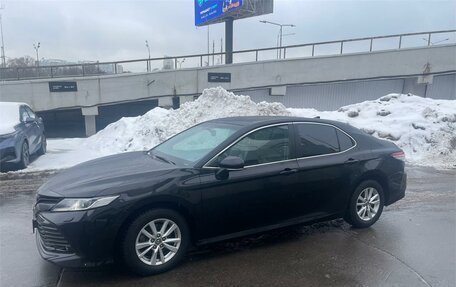 Toyota Camry, 2019 год, 2 380 000 рублей, 5 фотография