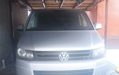 Volkswagen Caravelle T5, 2012 год, 2 000 000 рублей, 1 фотография