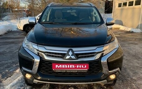 Mitsubishi Pajero Sport III рестайлинг, 2020 год, 3 300 000 рублей, 5 фотография